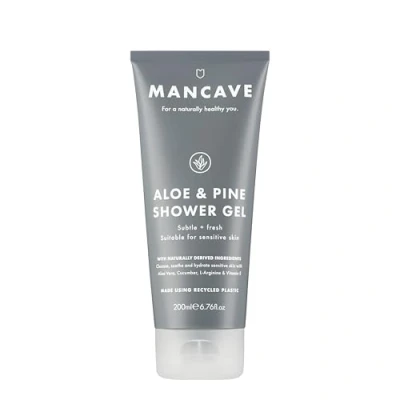 Imagen de ManCave Gel de ducha aloe y pino para hombre, adecuado pieles sensibles con vera pepino, sin sulfatos ni parabenos, natural, vegano, libre crueldad, 200 ml