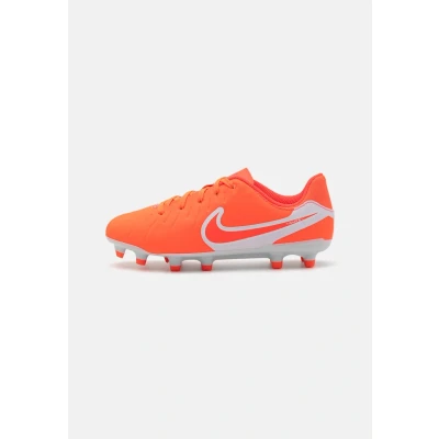 Imagen de Nike Performance JR Legend 10 Academy FG/MG Unisex Botas de fútbol con tacos para niños, Talla: 32, Hot lava/white Zapatos