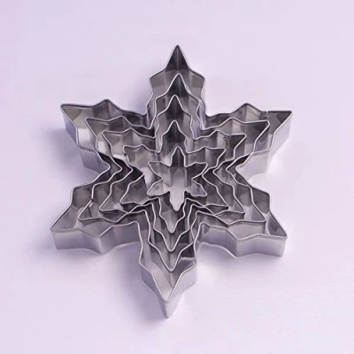 Imagen de Juego de moldes para galletas invierno con forma copo nieve, 5 piezas, acero inoxidable