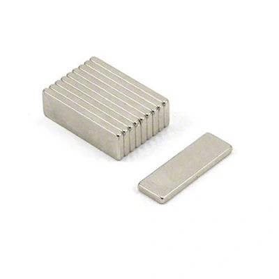 Imagen de Ultra Alto Rendimiento N52 Magnet de Neodimio Para Artes, Manualidades, Fabricación Modelos, Bricolaje, Pasatiempos, Oficina Y Hogar 25mm x 8mm 2mm Espesor 3kg Paquete 10