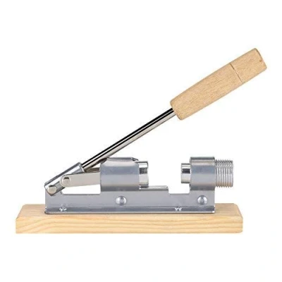 Imagen de Cascanueces Manual, Presión de la Mano Mecánica acero inoxidable con base madera para avellanas nueces almendras macadamia