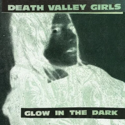Imagen de Glow In The Dark Green, Red, Black Vinyl [Vinilo]