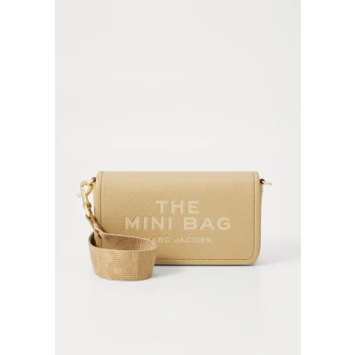 Imagen de Marc Jacobs Mujeres Bandolera Beis 2S4SMN080S02230