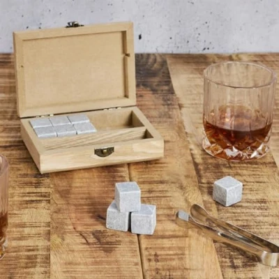 Imagen de Cubitos de Hielo Reutilizable Set 10 Cubos Piedra Refrigeración Roca del Ártico Piedras Whisky, coctelería Mini Bar Accesorios Regalo Padre Mujer Hombre Cumpleaños, Whiskey Ice Cube Stone