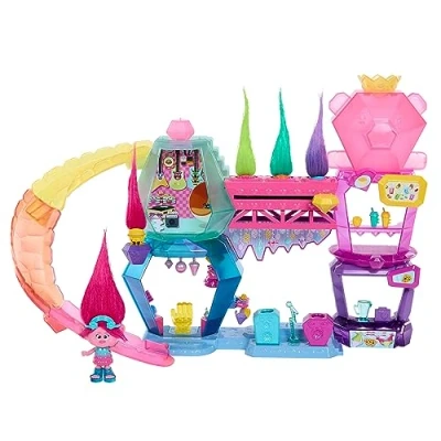 Imagen de Mattel Trolls 3 Todos Juntos Mount Rageous Set de juego 2 plantas con muñeca pequeña Reina Poppy, 25 accesorios y 4 Hair Pops,inspirado en la película juguete +3 años (HNV37)