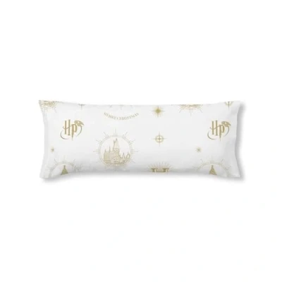Imagen de BELUM Funda de Almohada Harry Potter, 100% algodón Modelo Hogwarts Gold Christmas 105 cm.