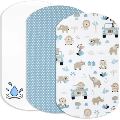 Imagen de Lovely Hippo 2 Sabanas minicuna Colecho 100% Algodon + 1 Protector de colchón Impermeable para Bebe 50x83cm Compatible con cunas, colchon (Safari Azul, 60 x 80 cm)