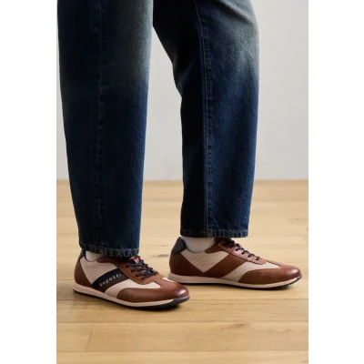 Imagen de bugatti Thorello Zapatillas, Hombre, Talla: 41, Cognac/beige Zapatos