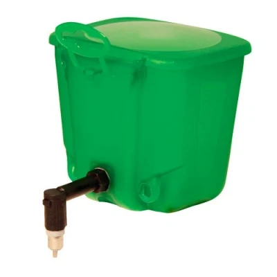 Imagen de Bebedero para conejos 500 ml plástico, verde