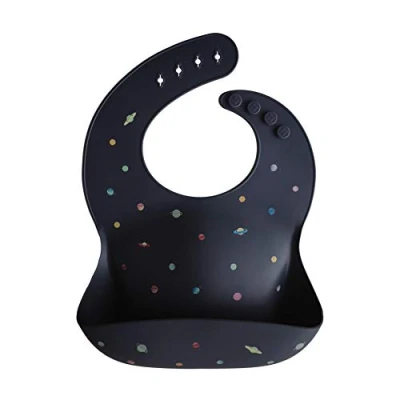 Imagen de mushie Babero de Silicona para Bebés Baberos Alimentación con Bolsillo Fáciles Lavar 4 Tamaños Ajustables Sin BPA Accesorio Durable Niños Pequeños y Niñas Planets