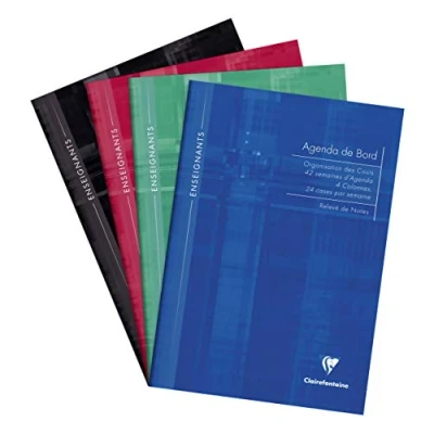 Imagen de Clairefontaine 9059C Un agenda de bord rembordé rigide 4 colonnes 144 pages (24 cases par semaine) 21x29,7 cm 90g, couverture carte pelliculée couleur aléatoire