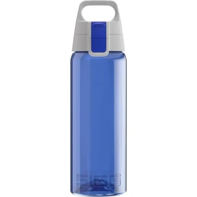 Imagen de SIGG Total Color Blue botella cantimplora (0.6 L), hermética sin sustancias nocivas, resistente y ligera de plástico tritán
