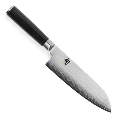 Imagen de KAI Shun Classic Santoku 18 cm longitud de hoja cuchillo Damasco 32 capas núcleo VG MAX 61 (±1) HRC Mango madera Pakka Hecho en Japón cocina japonés forjado