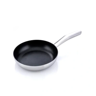 Imagen de MasterPro Alessi Bones Sartén de Acero Inoxidable 16 cm Interior Revestimiento Quantanium Whitford Exterior Acabado Mate Mango Largo Hueco Fundido Soldado Apta para Inducción