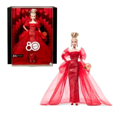 Imagen de Barbie Signature Muñeca, Mattel Coleccionable del 80.º Aniversario con Vestido Largo de Tul Rojo Brillante, Pendientes Largos y Guantes Transparentes, Pelo Rubio, JBJ17