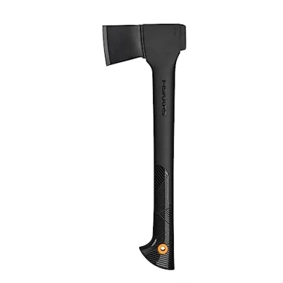 Imagen de Fiskars Hacha universal, Solid, con funda para transporte, Recubrimiento antiadherente, Hoja de acero/Mango plástico reforzado fibra vidrio, Negro, A10, Longitud: 49 cm, 1 kg, 1051085