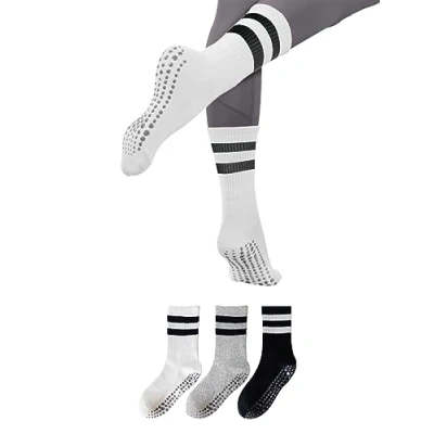 Imagen de 3 Pares de Calcetines Yoga Antideslizantes. Algodón para Mujer y Hombre. Medias Fitness, Pilates. Blanco, Gris Negro. Talla 35/40.