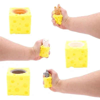 Imagen de Toyland® Mouse &#039;n&#039; Cheese Juguetes para apretar novedosos Colores Surtidos 1 elegido al Azar