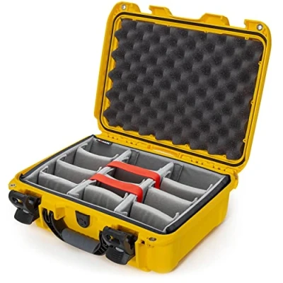 Imagen de Nanuk 920 Funda rígida Impermeable con separadores Acolchados, Color Amarillo