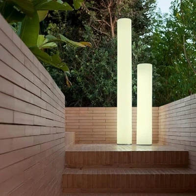 Imagen de Moovere Lámpara de pie FITY 160 cm para exterior e interior la terraza, el salón y patio (Batería + RGB)