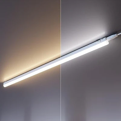 Imagen de ledscom.de Juego de 2 lámparas LED para debajo del armario Rigel, 87,3 cm cada una, temperatura color regulable, 20,2 W, 1122 lm una