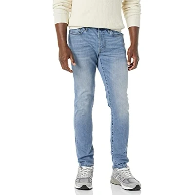 Imagen de Amazon Essentials Vaquero Ajustado Muy elástico Hombre, Lavado Claro, 33W / 30L