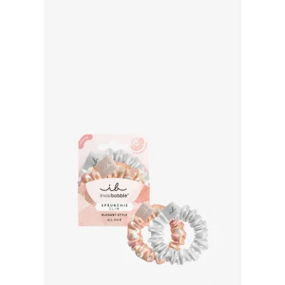Imagen de Invisibobble Scrunchie Slim Bella Chrome I Elegante goma para el pelo en espiral niñas y mujeres Suave, cómoda delicada con 2 piezas diseñadas Alemania
