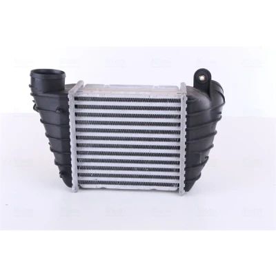 Imagen de NISSENS 96747 Intercooler