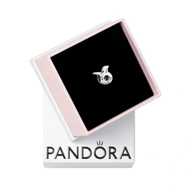 Imagen de Pandora Dije con diseño del signo Tauro en plata de ley circonitas cúbicas transparentes