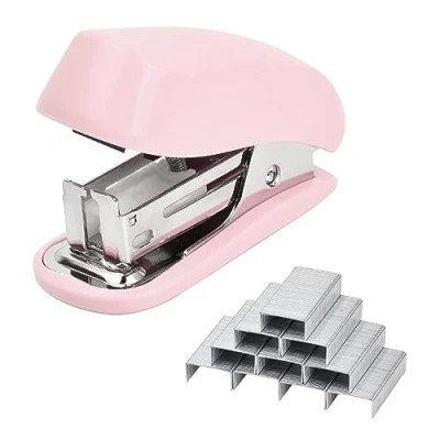 Imagen de Volumoon Grapadora Pequeña, de Oficina, Compatible con Grapas 26/6, Pocket, Manual, Portátil para Escuela, Hogar o Uso Viaje (Rosa)