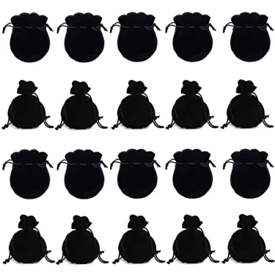 Imagen de XCSJ 20 Pcs Bolsas Terciopelo Para Guardar Joyas Joyería Con Cordón Regalo De Dulces Pequeños Partido Boda Favores, Portátil, 9 * 7 Cm (Negro)