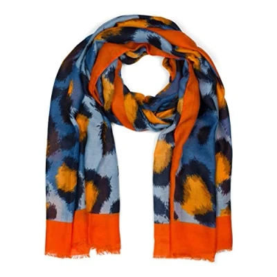 Imagen de styleBREAKER bufanda de mujer con estampado abstracto leo y flecos cortos, ligera, estola 01016207, color:Naranja Azul
