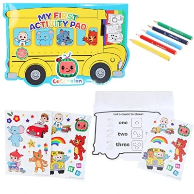 Imagen de Toyland® Cocomelon Activity Set Cuaderno de actividades A4, lápices y 2 hojas pegatinas Juguetes para manualidades viaje