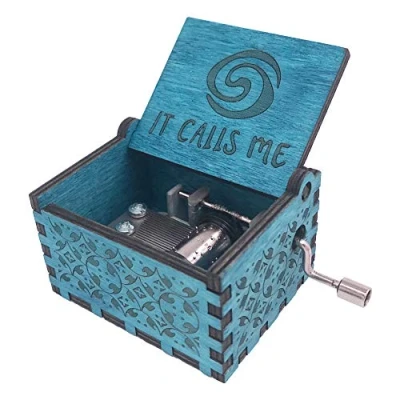Imagen de Caja de música madera, tallada a mano, con el tema la película Vaiana