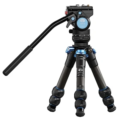Imagen de SIRUI AM 223L Mini Trípode con Cabezal Fluido VA 5, de Viaje Carbono para Cámara, Videocámara, Base Niveladora, Altura Máxima 44,4cm, Plegada 31cm, Carga 3kg