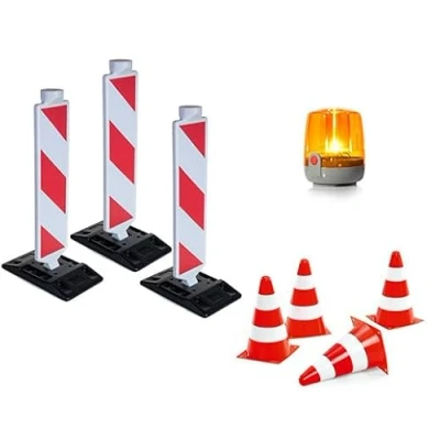 Imagen de Rolly Toys Juego de Accesorios (Compuesto por 3 rollyBake, 1 rollyFlashlight, 4 rollyPylons) 401468, Color Rojo