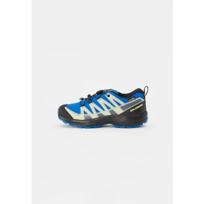Imagen de Salomon XA PRO V8, Impermeable Junior, Náutico B/B, Zapatos de Senderismo Versátiles para Mayor Comodidad, Perfectos Excursionismo y Correr en Senderos Aventuras al Aire Libre. 3.4