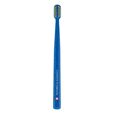 Imagen de Curaprox Zahnbürste CS 5460 Ortho Handzahnbürste mit Spezialschnitt für Zahnspangen Ultra Soft CUREN Borsten Blau Grün
