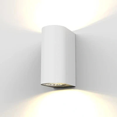 Imagen de B.K.Licht Aplique de pared con bombillas GU10 LED para interiores y exteriores luz blanca cálida, índice protección IP44, 2 x 5 W, 400 lúmenes, 3000K, color blanco