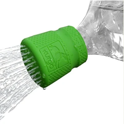 Imagen de Kurgo Ducha para Barro de Perros, Portátil Perros al Aire Libre, Aseo Accesorios Viaje, Senderismo, Funciona con Botella 2 L