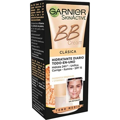 Imagen de GARNIER SkinActive, BB Cream Clásica Perfeccionador Prodigioso, Pieles Normales, Tono Medio, SPF15, con Vitamina C, Hidrata, Unifica, Corrige Imperfecciones, 50ml