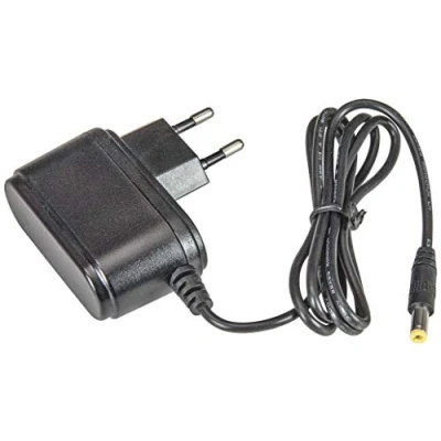 Imagen de Vimar 46902.010 Alimentador Switching 100 240 Vca 50/60 Hz, Clavija 2P europlug integrada, Salida con Conector Jack estándar 12 Vcc 1 A, Potencia máxima W