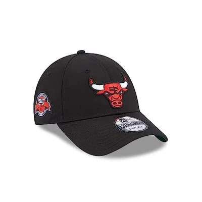 Imagen de New Era Chicago Bulls NBA Team Side Patch Black 9Forty Adjustable Cap One Size