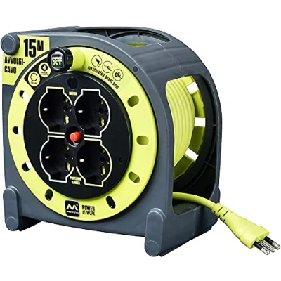 Imagen de Masterplug Pro XT Carrete de Cable 15 Metros, 4 Tomas universales prolivalent: Bipasso, EU, Schuko, extensión eléctrica 16A, indicador LED, Alta Visibilidad
