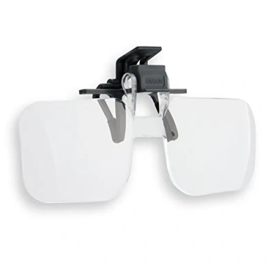 Imagen de Carson Clip and Flip Lupa Abatible para Anteojos, Aumento de 2x (+4.00 Dioptrías)