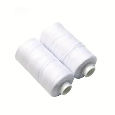 Imagen de GOOD STUFF Juego de 3 bobinas hilo para coser poliéster, 50 metros por bobina, perfecto a mano y máquina (blanco)