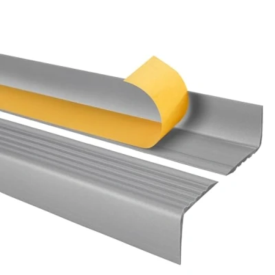 Imagen de Quest Perfil de borde para escaleras autoadhesivo PVC, protección escalera, 50x42mm RGP, plata, 100cm