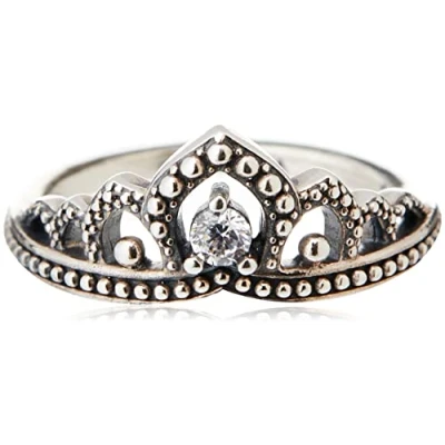 Imagen de Pandora Moments Anillo con diseño de tiara real plata ley circonitas cúbicas transparentes, talla 48