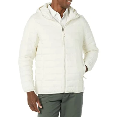 Imagen de Amazon Essentials Chaqueta Acolchada con Capucha, Plegable, Ligera y Resistente al Agua Hombre, Beige Claro, XXL