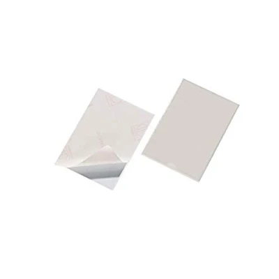 Imagen de Durable 827619 Funda autoadhesiva Pocketfix, tamaño interior 148 x 105 mm, sin etiquetas de inserción, transparente, 26 piezas.